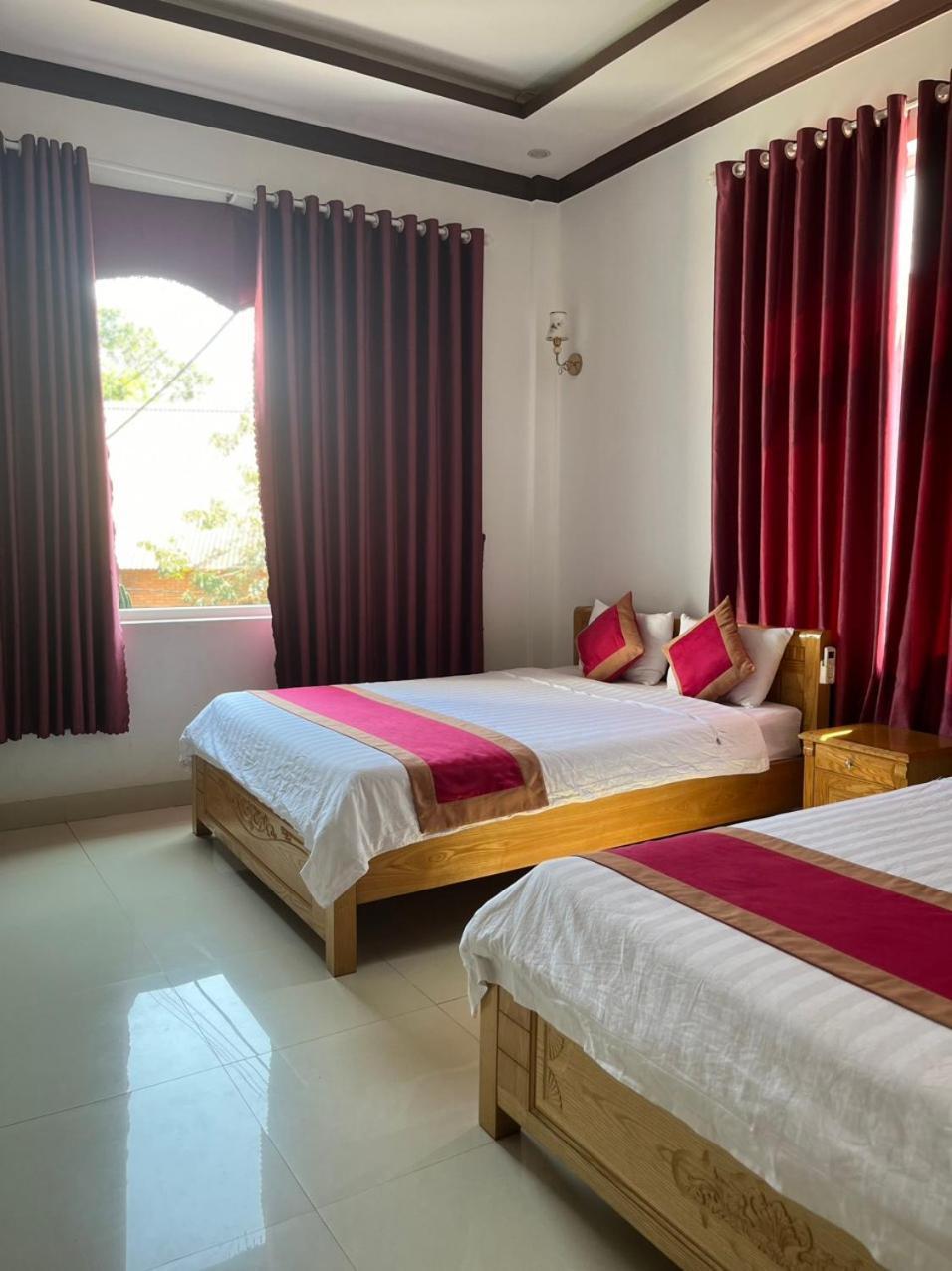 Lak View Hotel Lien Son Luaran gambar