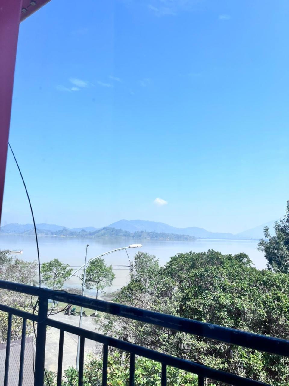 Lak View Hotel Lien Son Luaran gambar
