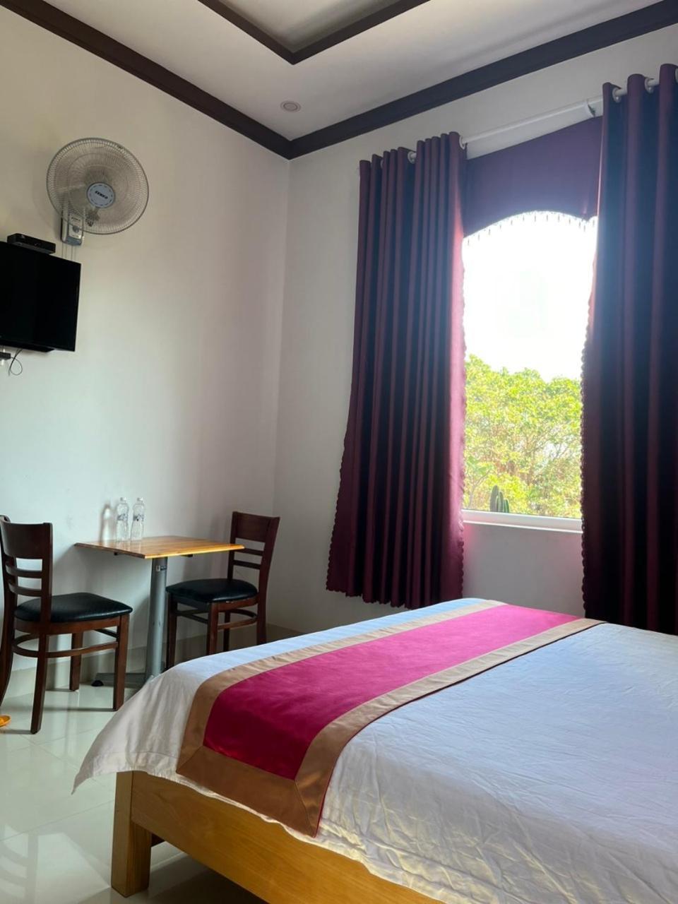 Lak View Hotel Lien Son Luaran gambar