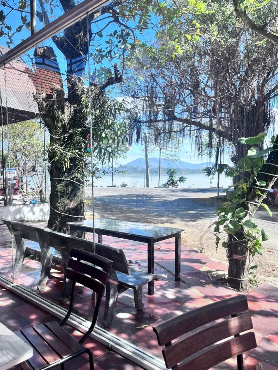 Lak View Hotel Lien Son Luaran gambar